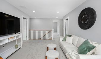 131 County Rd, Amherst, NH 03055
