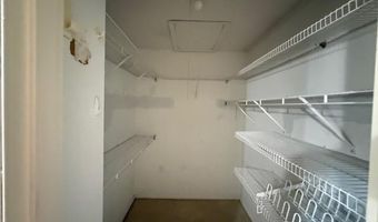 1653 Award Dr, Ballwin, MO 63021