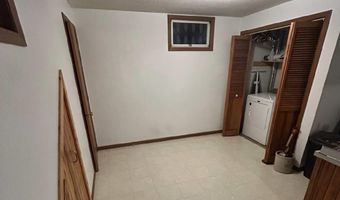 2414 Lynch Ave, Auburn, NE 68305