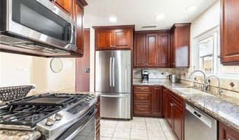 2206 Stinson St, Simi Valley, CA 93065