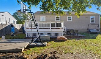 29 Dix Ave, Johnston, RI 02919