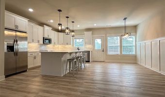 27 Shropshire Dr, Bella Vista, AR 72714
