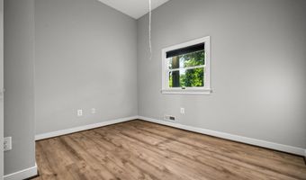 8721 WATERFORD Rd, Alexandria, VA 22308