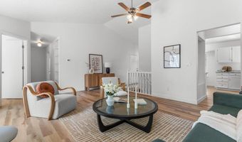 635 S Joplin St, Aurora, CO 80017