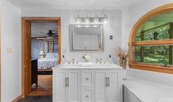 230 Austin Farm Rd, Exeter, RI 02822