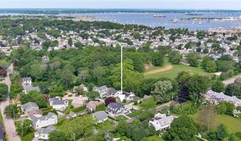 35 Coggeshall Ave, Newport, RI 02840