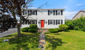 40 Agnes St, East Providence, RI 02914