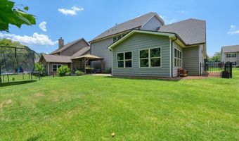 205 Colfax Dr, Boiling Springs, SC 29316