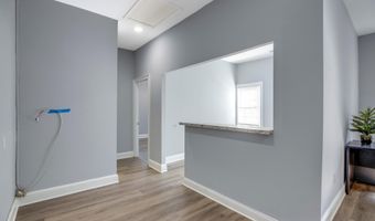 7361 MCWHORTER Pl 320, Annandale, VA 22003