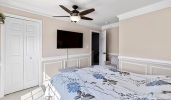 25427 ELM Ter, Aldie, VA 20105