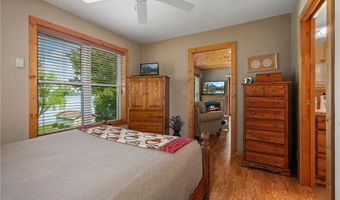 49 196th St, Alden, WI 54026