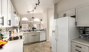 60 S WILLOW CREEK St, Chandler, AZ 85225