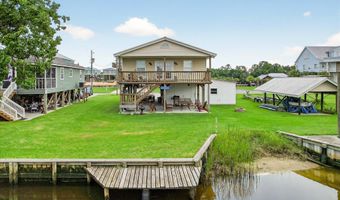 4031 Bank St, Bay St. Louis, MS 39520