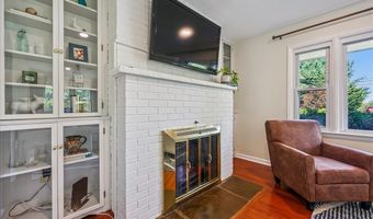 21101 CLARKSBURG Rd, Boyds, MD 20841
