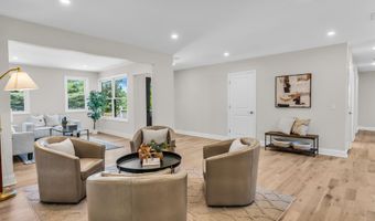68 Sherman Ave, Bayville, NJ 08721