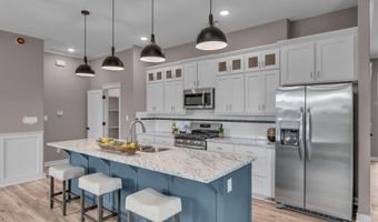 1006 Bluestem Cir, Baldwin City, KS 66006