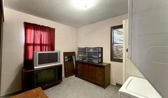 1219 S Newton Ave, Albert Lea, MN 56007