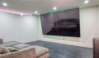 3111 Bel Air Dr 27E, Las Vegas, NV 89109