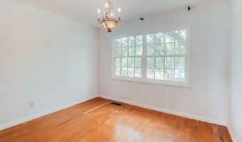 2512 Randall Dr, Biloxi, MS 39531