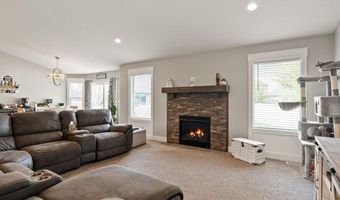 4869 Suzanne Ct, Chubbuck, ID 83202