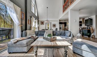 148 POCONO Rd, Albrightsville, PA 18210