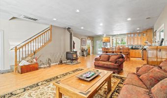 15922 Greensprings Hwy, Ashland, OR 97520