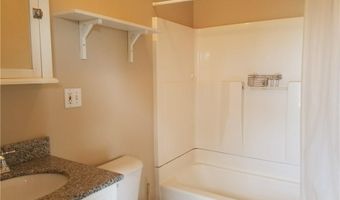 3 Bay View Ave 6, Bristol, RI 02809