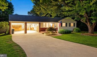 7217 WILBURDALE Dr, Annandale, VA 22003