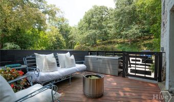 585 White Cir 32, Athens, GA 30605