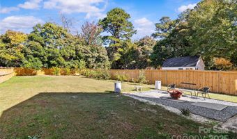 2553 Elkwood Cir, Charlotte, NC 28205