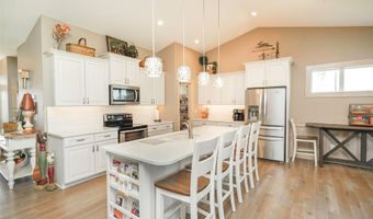 3232 13th Ave SE, Altoona, IA 50009