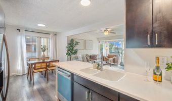 594 Mananai Pl 21T, Honolulu, HI 96818