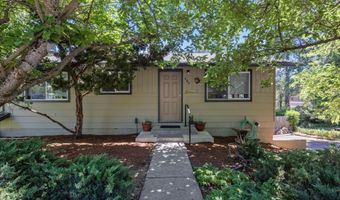 682 Chestnut St, Ashland, OR 97520