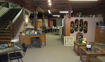 1332 COMMERCIAL St, Astoria, OR 97103