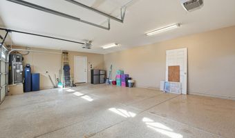 9777 N CHEMEHLEVI Dr, Casa Grande, AZ 85122