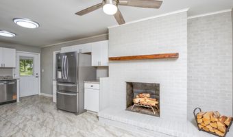 19427 Mercedes Dr, Abingdon, VA 24210