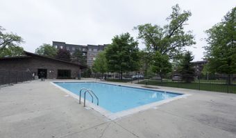 120 Lakeview Dr 124, Bloomingdale, IL 60108
