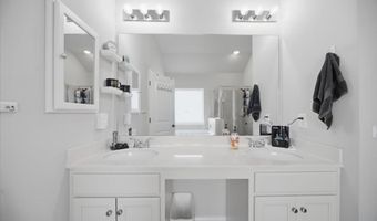 40 Darby Ln, Adairsville, GA 30103