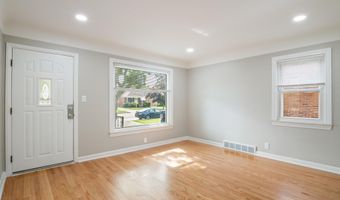 9250 Rosedale Blvd, Allen Park, MI 48101