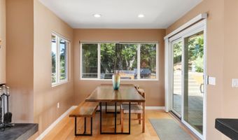 460 Bella Vista Dr, Angwin, CA 94508