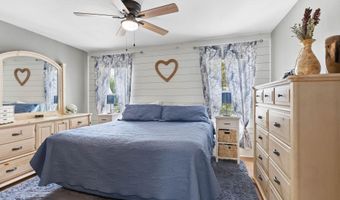 214 SPRUCE St, Audubon, NJ 08106