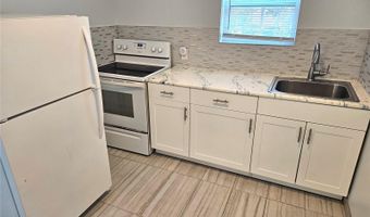 306 TURNER St 4, Clearwater, FL 33756