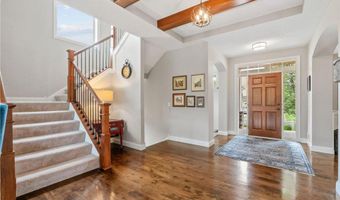 405 Riverside Cir, Anoka, MN 55303