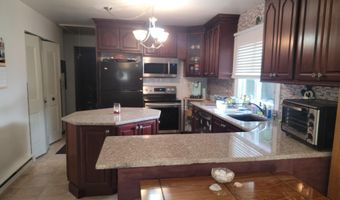 200 Pacific Ave, Beachwood, NJ 08722