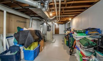 219 Cindy Dr, Amherst, NY 14221
