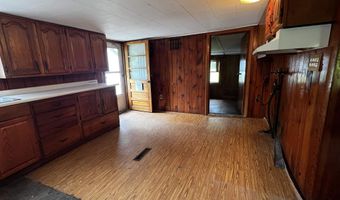 351 Owl St, Campton, NH 03223