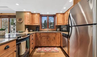 270 Bridge St 5, Bigfork, MT 59911