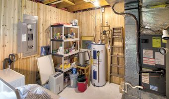 141 MALLARD Dr, Basye, VA 22810