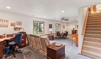 1106 Cassidy Curv, Adel, IA 50003