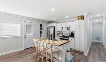 121 RIPLEY Ave, Adairsville, GA 30103